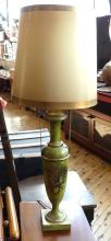 PAIR OF VINTAGE TABLE LAMPS