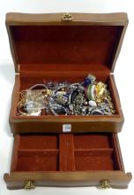 JEWELLERY BOX WITH CONTENTS