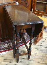 WALNUT GATE-LEG TABLE