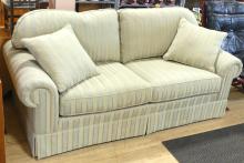 DECORATOR SOFA