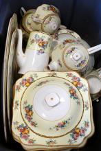 CROWN DUCAL ENGLISH POTTERY DINNERWARE