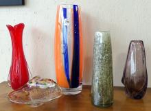 FIVE PIECES OF ART GLASS