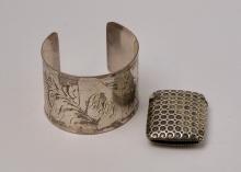 MATCH SAFE AND BRACELET