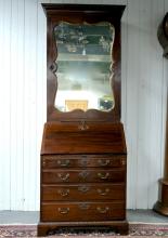 FINE 18TH CENTURY DESK