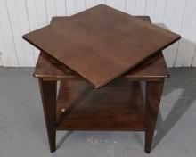 VINTAGE TABLE