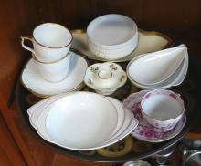 GROUP LOT OF EUROPEAN CHINA