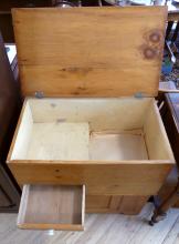 PRIMITIVE PINE WASHSTAND