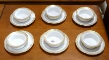 SET OF RAMEKINS