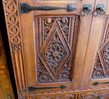 1920'S COURT CUPBOARD