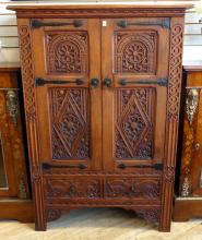 1920'S COURT CUPBOARD