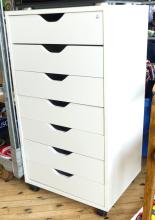 PORTABLE CABINET OF DRAWERS