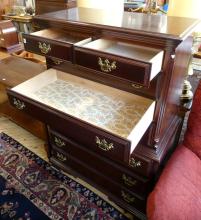 CHERRY CHEST OF DRAWERS