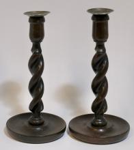 OAK CANDLESTICKS