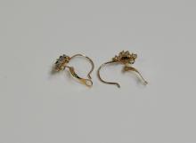 SAPPHIRE & DIAMOND EARRINGS