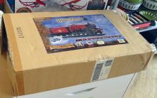HARRY POTTER TRAIN SET AND DRONE