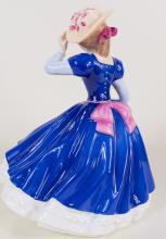 ROYAL DOULTON "MARY" FIGURE OF THE YEAR