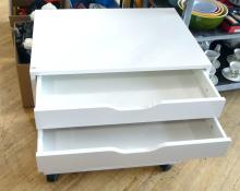 PORTABLE CABINET OF DRAWERS