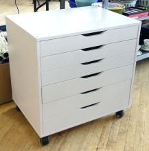 PORTABLE CABINET OF DRAWERS
