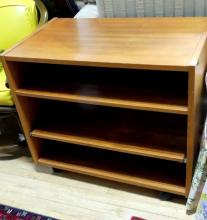 PORTABLE TEAK ENTERTAINMENT STAND