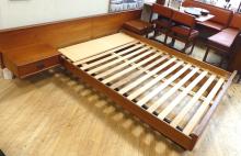 TEAK FLOATING QUEEN-SIZE BED