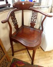 CHINESE ROSEWOOD CORNER CHAIR