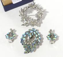 TWO BROOCHES AND PAIR OF EARRINGS