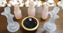 SIX PIECES OF VINTAGE GLASS