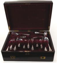 WALLACE "ROSE POINT" STERLING FLATWARE SERVICE