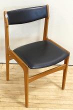 TEAK SIDE CHAIR