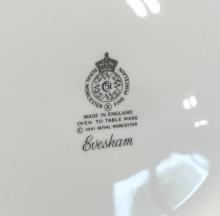 ROYAL WORCESTER "EVESHAM" SERVING PIECES