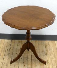 VINTAGE TILT-TOP TEA TABLE