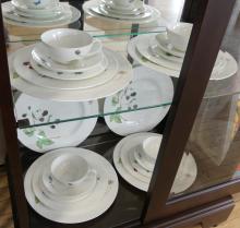 VILLEROY AND BOCH "WILDBERRIES" DINNERWARE