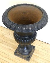 LARGE CAST IRON GARDEN URN