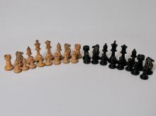 CHESS SET