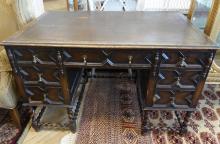 ANTIQUE OAK DESK