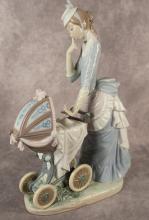 LARGE LLADRO FIGURINE