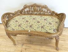 19TH CENTURY FRENCH VANITY SEAT