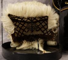 19TH CENTURY LAWYER'S WIG IN CASE