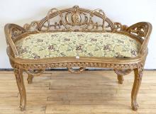 19TH CENTURY FRENCH VANITY SEAT