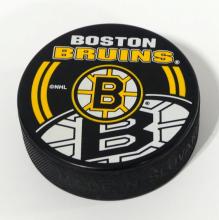 AUTOGRAPHED BOBBY ORR PUCK