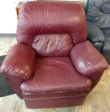 BURGUNDY LEATHER RECLINER