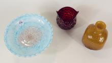 THREE PIECES OF VENETIAN ART GLASS