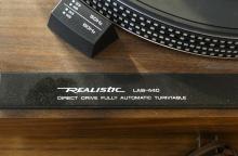 REALISTIC AMPLIFIER AND TURNTABLE