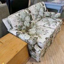 SNYDER FURNITURE LOVESEAT