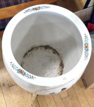 LARGE CHINESE PORCELAIN JARDINIERE ON STAND