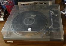 PIONEER TURNTABLE AND CASSETTE DECK