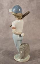 LLADRO FIGURINE WITH BOX