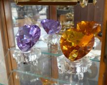 CRYSTAL "HEART" FIGURINES