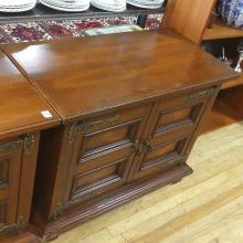 PAIR OF VINTAGE NIGHTSTANDS