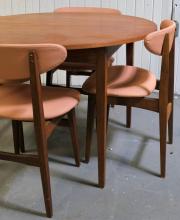 TEAK TABLE & CHAIRS